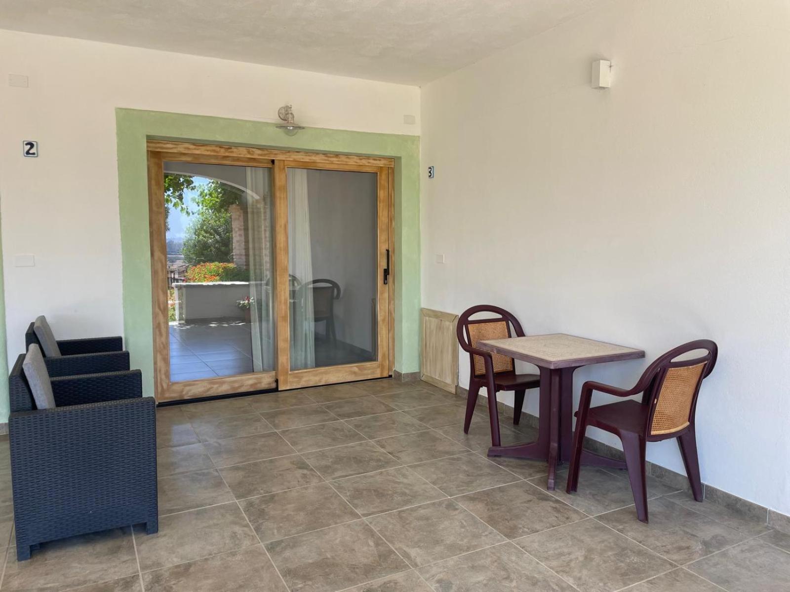 Hotel Essenza Di Mirto La Caletta Pokoj fotografie